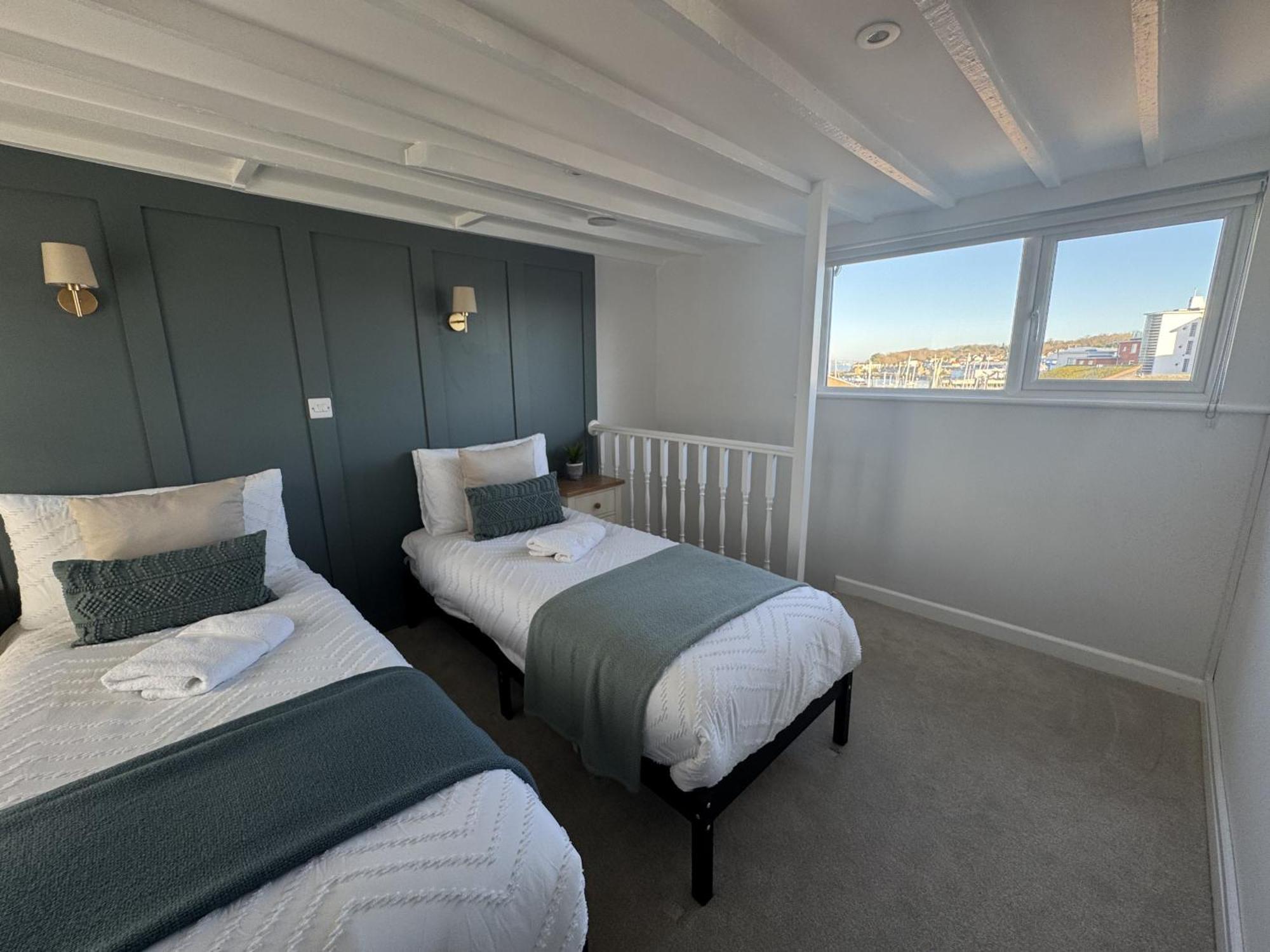 Driftwood House - Luxury Dog-Friendly Townhouse In Cowes, Steps From Marina Villa Cowes  Exterior foto
